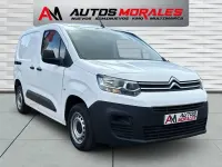 Käytetty Citroën Berlingo Feel 75 HP (55 kW) 2019 Valkoinen Tila-auto