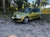 Usado Renault Mégane II Dynamique 115 CV (84 kW) 2003 Verde Berlina