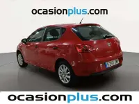 Usado Seat Ibiza Reference 75 CV (55 kW) 2016 Rojo Utilitario