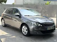 Usado Peugeot 308 Allure 130 CV (95 kW) 2017 Gris / plata Berlina