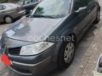 Usado Renault Mégane Business 105 CV (77 kW) 2007 Gris / plata Berlina
