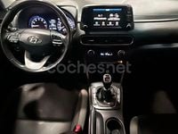 Usado Hyundai Kona 120 CV (88 kW) 2019 Gris / plata SUV