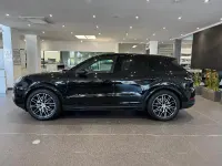 Usado Porsche Cayenne 470 CV (345 kW) 2025 Negro SUV