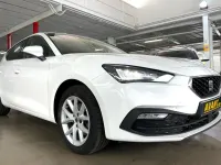 Usado Seat Leon Style 115 HP (84 kW) 2021 Branco Sedan