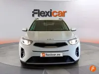Usado Kia Stonic Plus 84 CV (61 kW) 2022 Blanco SUV