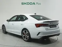 Nuevo Skoda Octavia RS 265 CV (194 kW) 2026 Blanco Berlina