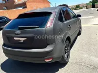 Usado Ford Focus Trend 100 CV (73 kW) 2006 Negro Berlina