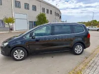 Usado VW Sharan Advance 140 CV (102 kW) 2014 Negro Monovolumen