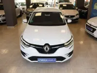 Usado Renault Mégane Business 116 CV (85 kW) 2021 Blanco Utilitario