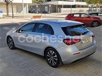 Usado Mercedes A200 163 CV (119 kW) 2024 Gris / plata Berlina
