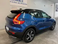 Usado Volvo XC40 R-Design 156 CV (114 kW) 2017 Azul SUV