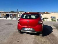 Usado Dacia Sandero Stepway 90 HP (66 kW) 2014 Vermelho Citadino