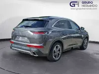 Usado DS Automobiles DS7 Crossback So Chic 300 CV (220 kW) 2021 Gris / plata SUV