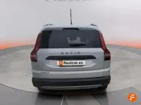 Begagnad Dacia Jogger Comfort 100 HK (73 kW) 2022 Grå Minibuss
