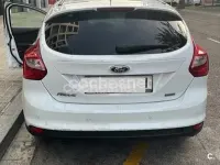Usado Ford Focus Sport 125 CV (91 kW) 2012 Blanco Berlina