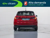 Usado Skoda Fabia 95 CV (69 kW) 2022 Rojo Utilitario