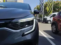 Usado Renault Captur Initiale Paris 160 CV (117 kW) 2021 Gris SUV