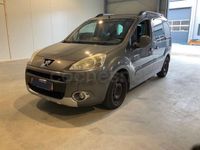 Usado Peugeot Partner Tepee Active 112 CV (82 kW) 2012 Gris / plata Monovolumen
