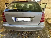 Usado Mercedes C220 Avantgarde 143 CV (105 kW) 2005 Gris / plata Familiar