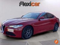 Begagnad Alfa Romeo Giulia Executive 180 HK (132 kW) 2018 Röd Sedan