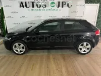Usado Audi A3 Ambiente 140 CV (102 kW) 2006 Negro Utilitario