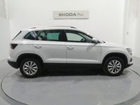 Usado Skoda Karoq Selection 150 CV (110 kW) 2025 Blanco SUV
