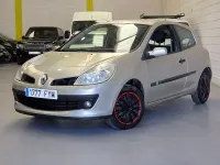 Usado Renault Clio II Authentique 75 CV (55 kW) 2007 Beige Berlina