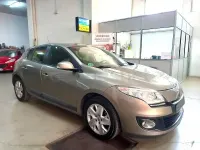 Usado Renault Mégane Dynamique 115 CV (84 kW) 2013 Beige Berlina