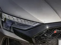 Nuevo Audi RS3 400 CV (294 kW) 2026 Gris / plata Berlina