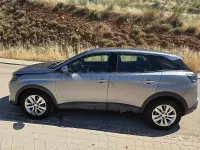 Usado Peugeot 3008 Active 130 CV (95 kW) 2021 Negro SUV