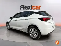 Usado Opel Astra Elegance 130 HP (95 kW) 2022 Branco Citadino
