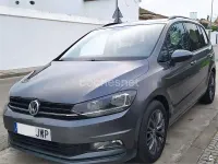 Usado VW Touran Advance 115 CV (84 kW) 2017 Gris / plata Monovolumen