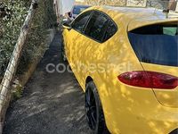 Usado Seat Leon CUPRA 265 CV (194 kW) 2010 Amarillo Berlina