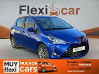 Usado Toyota Yaris Active 111 CV (81 kW) 2018 Azul Berlina