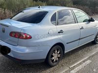Usado Seat Cordoba 100 CV (73 kW) 2004 Azul Berlina