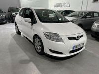 Usado Toyota Auris 90 CV (66 kW) 2007 Blanco Utilitario