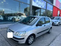 Usado Hyundai Getz 63 CV (46 kW) 2004 Gris / plata Utilitario