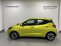 Usado Hyundai i10 67 CV (49 kW) 2025 Amarillo Utilitario