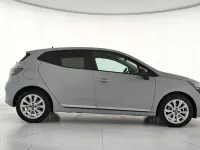 Usado Renault Clio V Evolution 100 CV (73 kW) 2025 Gris Berlina