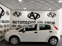 Usado Fiat Punto Active 75 CV (55 kW) 2011 Blanco Utilitario