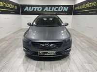 Usado Opel Insignia Business 136 CV (100 kW) 2018 Gris / plata Familiar