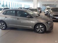 Usado VW Polo Advance 95 CV (69 kW) 2021 Beige Utilitario