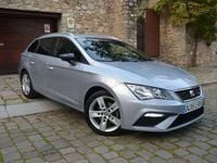 Usado Seat Leon FR 150 CV (110 kW) 2020 Gris Familiar