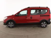 Usado Dacia Dokker 131 CV (96 kW) 2020 Rojo Monovolumen