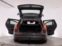 Usado Volvo V60 Momentum 150 CV (110 kW) 2019 Gris Familiar