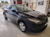Usado Renault Mégane Dynamique 110 CV (80 kW) 2011 Negro Berlina
