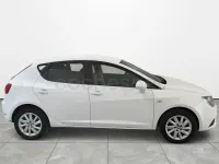 Usado Seat Ibiza Reference 95 CV (69 kW) 2016 Blanco Berlina