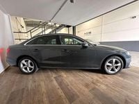 Usado Audi A4 Advanced Plus 136 CV (100 kW) 2021 Gris / plata Berlina