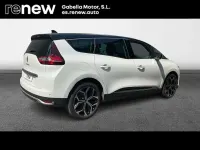Usado Renault Grand Scénic IV Zen 140 CV (102 kW) 2022 Blanco Monovolumen