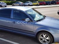Usado Skoda Superb Classic 130 CV (95 kW) 2003 Azul Berlina